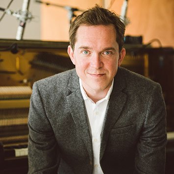 Jeremy-Holland-Smith-portrait-colour-1