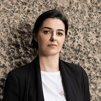 DobrinkaTabakova-c-Ben-Ealovega