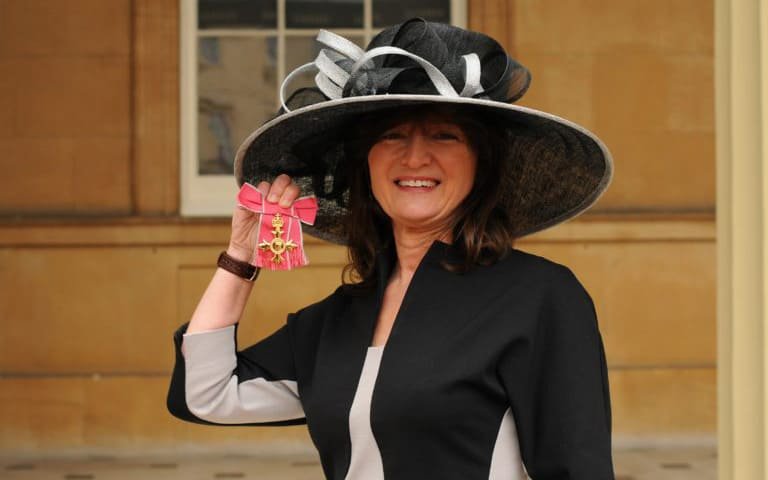 Debbie-Wiseman-Receives-OBE_1610